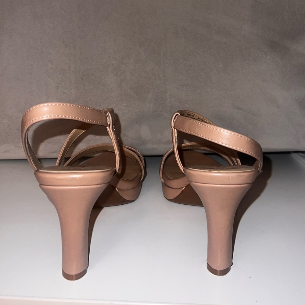 Naturalizer Women's Nude Strappy Sandals - Picture 5 of 5